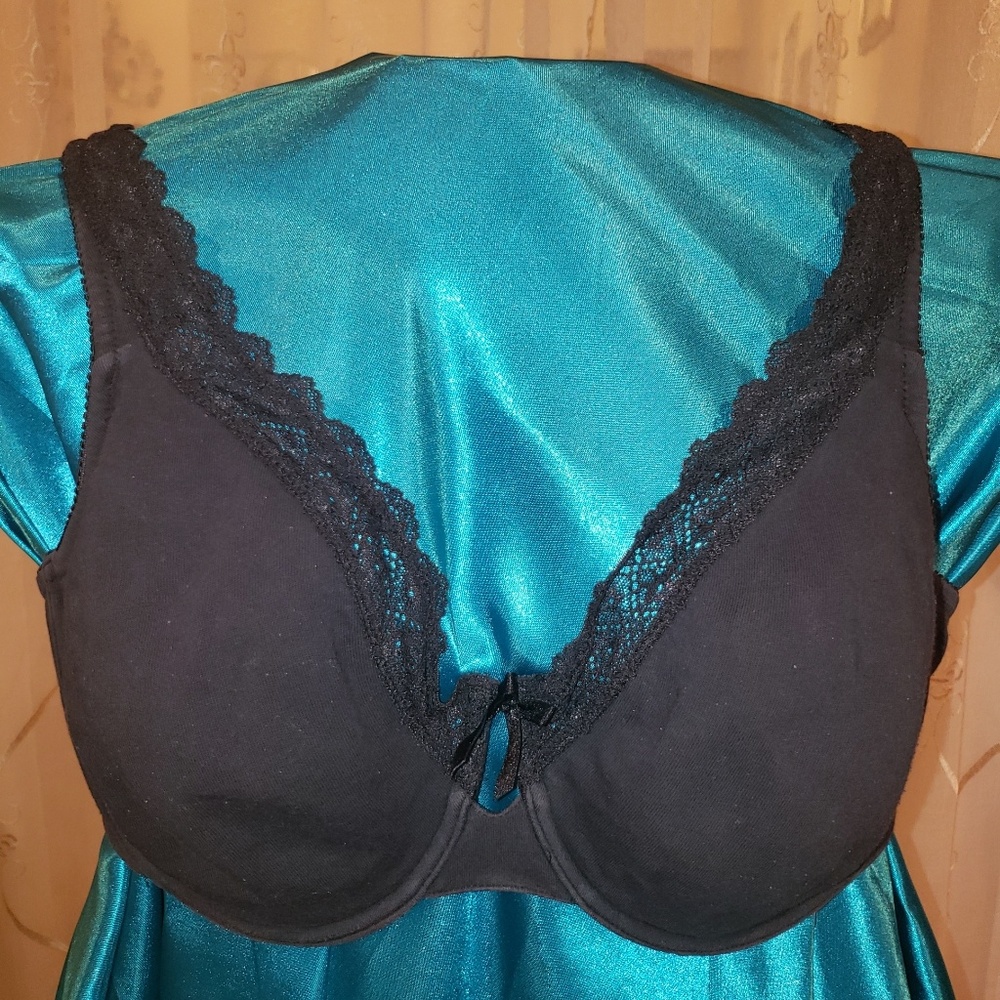 Avenue Body Black Lace Cotton Bra